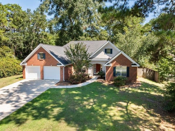 101 Yellow Pine Dr